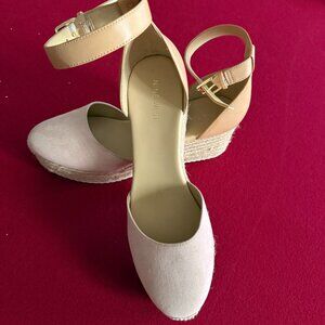 Size 10 Nine West "Ariela" Wedge Espadrille Ankle Strap Sandals